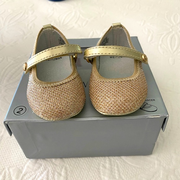 Stuart Weitzman Gold Flats - baby sz 2 - Picture 2 of 4